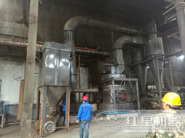 雷蒙磨要定時維護保養(yǎng)